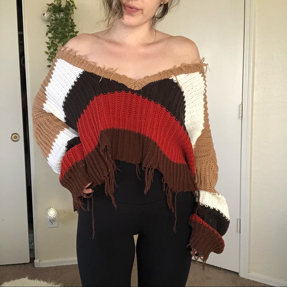 Colorblock Cropped Distressed Sweater — S